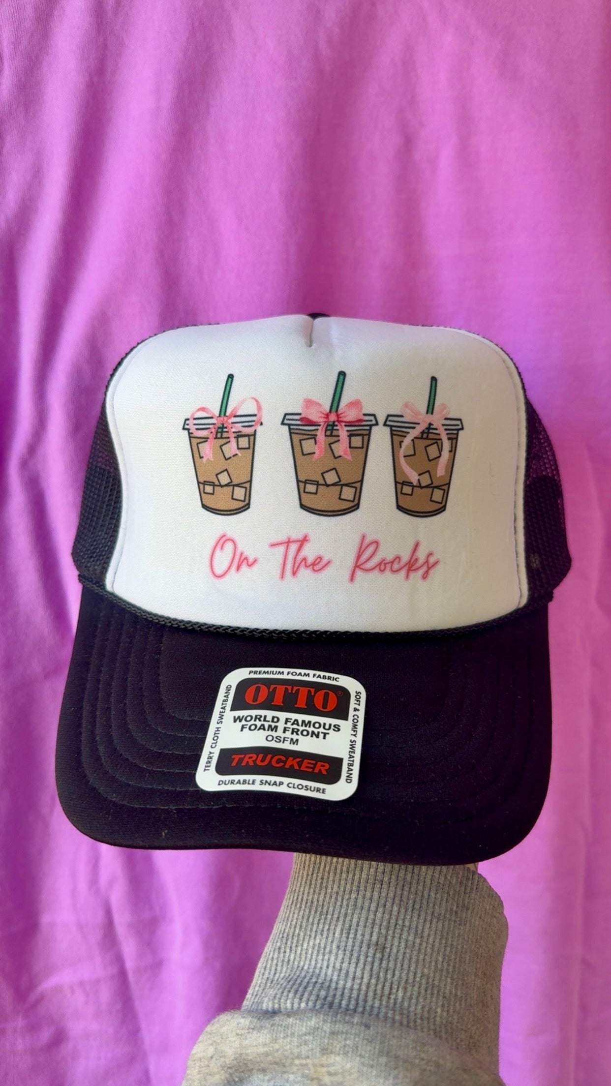 Statement Trucker Hats🖤